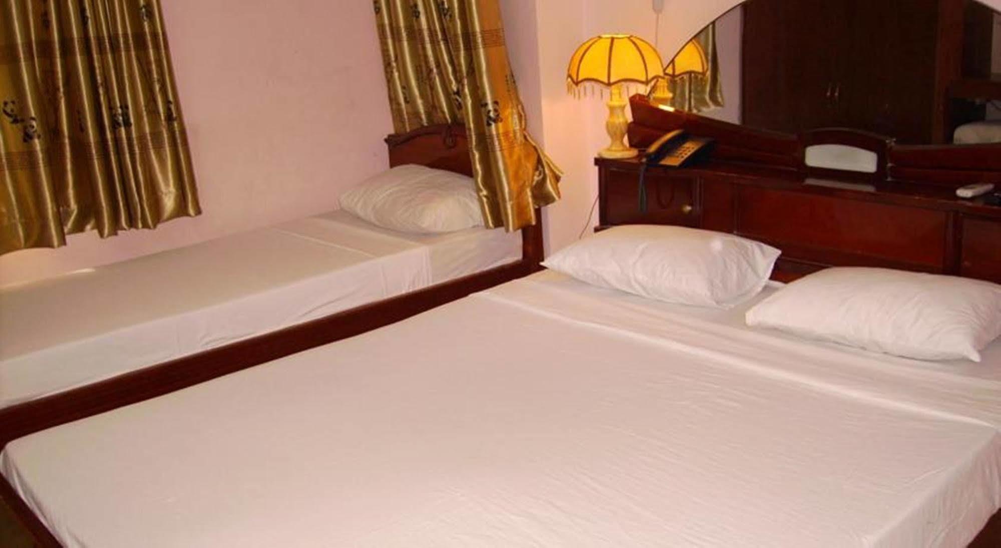 Ha Vy Hotel Ho-Chi-Minh-Stadt Exterior foto